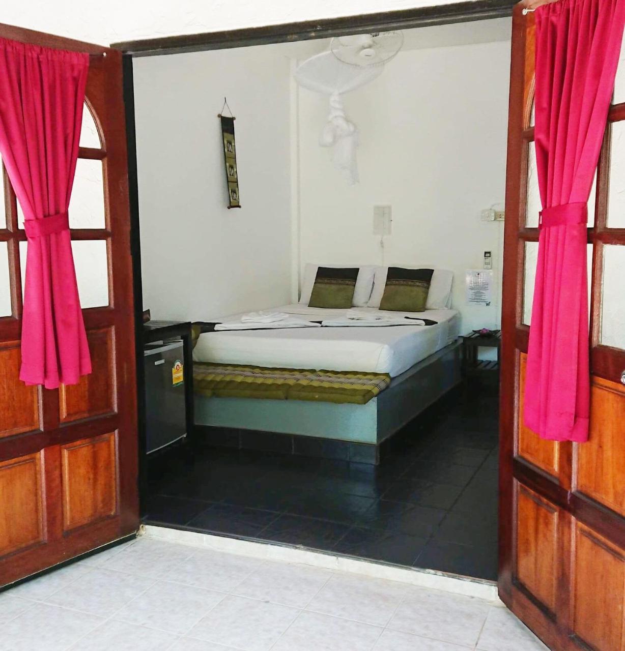 Papillon Bungalows Ko Lanta Kültér fotó